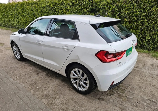 Audi A1 cena 51900 przebieg: 12000, rok produkcji 2022 z Chodzież małe 172